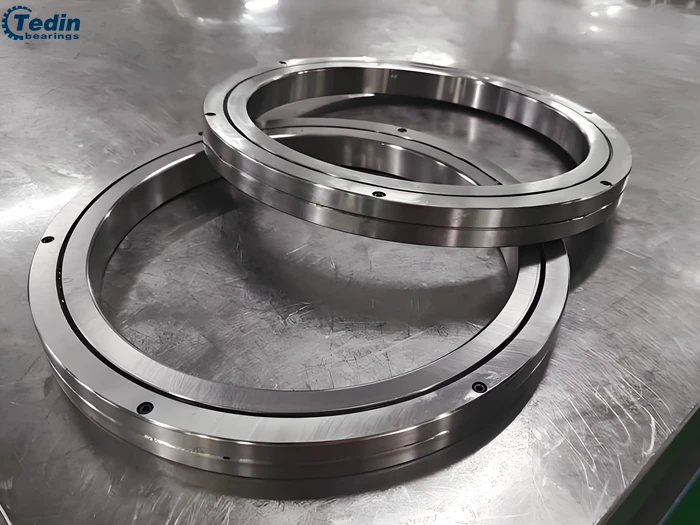Roulement à rouleaux croisés RB20025