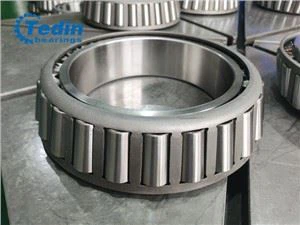 Roulement à rouleaux coniques 32044 P4